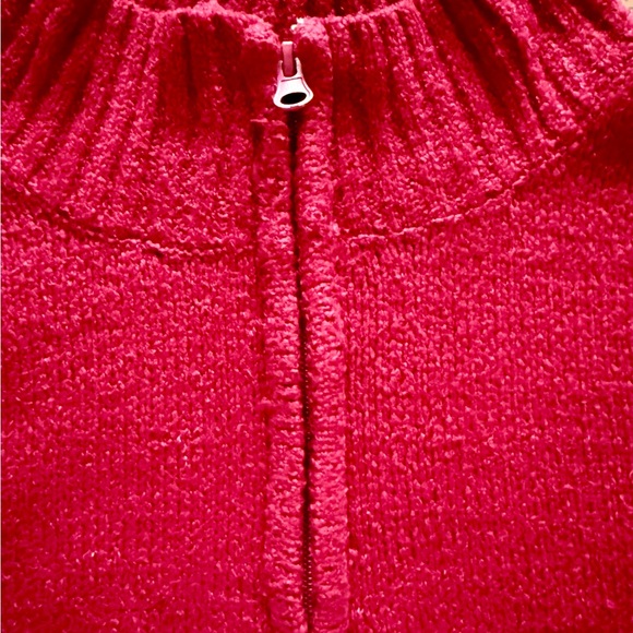 Strand Red Knit Sweater - Picture 3 of 10